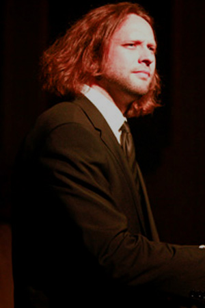 WUNDERLAND Pianist Danny