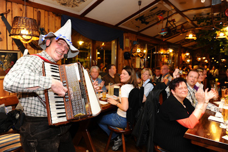 WUNDERLAND Alleinunterhalter Hans