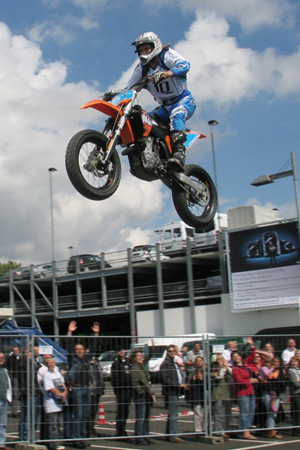 WUNDERLAND Stuntshow TONI