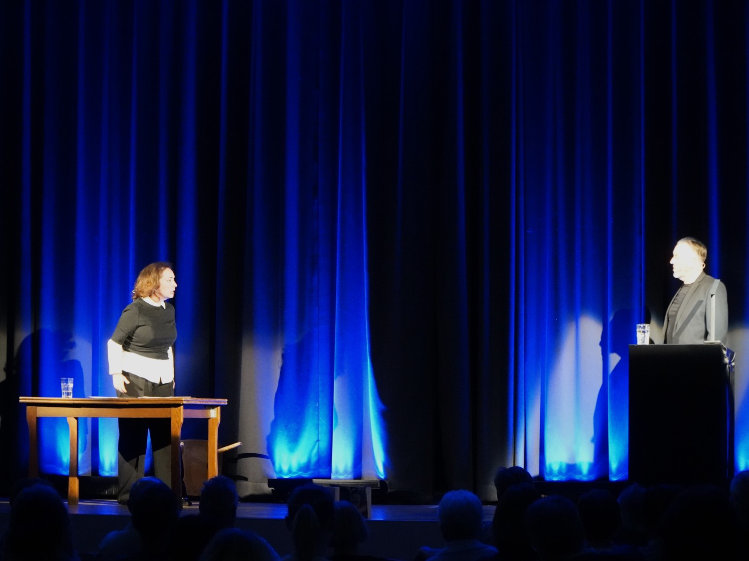 WUNDERLAND Entertainment - Annes Kampf im Lderhaus