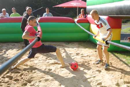 WUNDERLAND...die Eventagentur - Fußballturnier mit Teamwork WUNDERLAND...die Eventagentur - Fußballturnier mit Teamwork