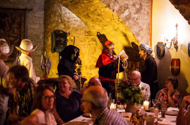 WUNDERLAND Erlebnisabende - DAS Fuldaer Mnchs-Dinner