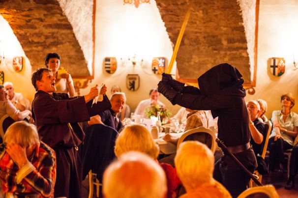 WUNDERLAND Erlebnisabende - DAS Fuldaer Mnchs-Dinner