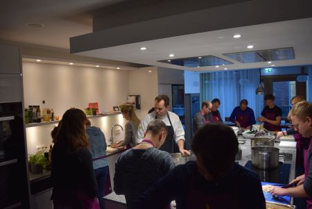 WUNDERLAND die Eventagentur - Teamkochen WUNDERLAND die Eventagentur - Teamkochen