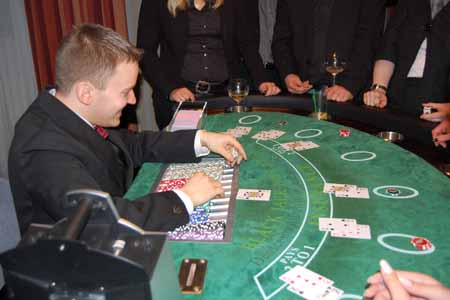 WUNDERLAND der Eventausstatter - Casino Abend - Roulette Tisch