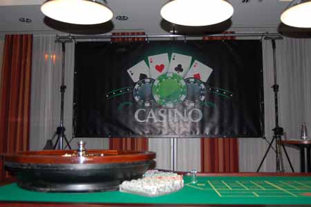 WUNDERLAND der Eventausstatter - Casino Abend - Roulette Tisch